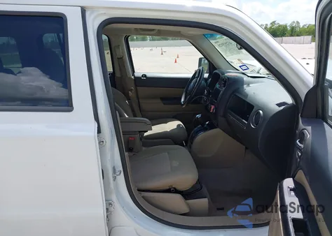 2014 Jeep Patriot Latitude from USA, damaged, VIN 1C4NJPFA8ED630764